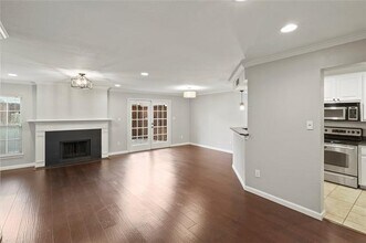 9440 Timberleaf Dr in Dallas, TX - Building Photo - Building Photo