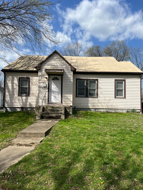 307 Welch Rd in Morrow, OH - Building Photo
