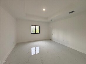 729 Lamar St E in Lehigh Acres, FL - Building Photo - Building Photo