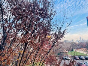 201 St Pauls Ave in Jersey City, NJ - Building Photo - Building Photo