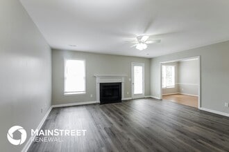 6301 Bonnybrook Ct in Greensboro, NC - Foto de edificio - Building Photo