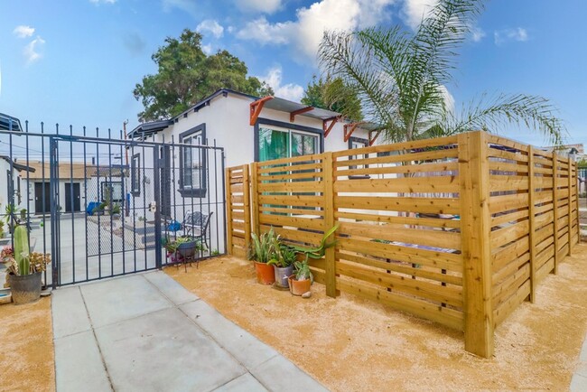 4065 - 4071 Chamoune Avenue in San Diego, CA - Building Photo - Building Photo