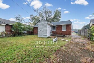 1016 Mendenhall Cove in Memphis, TN - Building Photo - Building Photo