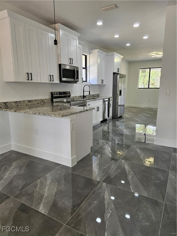 2512 70th St W in Lehigh Acres, FL - Building Photo - Building Photo