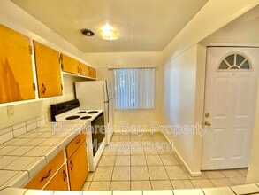420 Lighthouse Ave in Pacific Grove, CA - Building Photo - Building Photo
