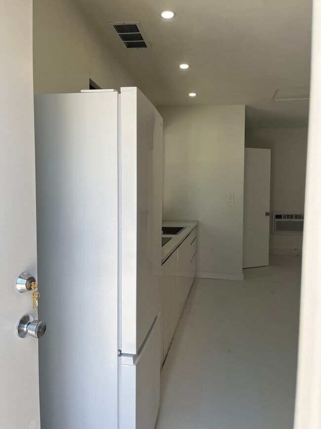 365 Morrison Canyon Rd in Fremont, CA - Building Photo - Building Photo