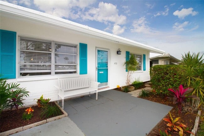 4470 Mainlands Blvd W in Pinellas Park, FL - Building Photo - Building Photo