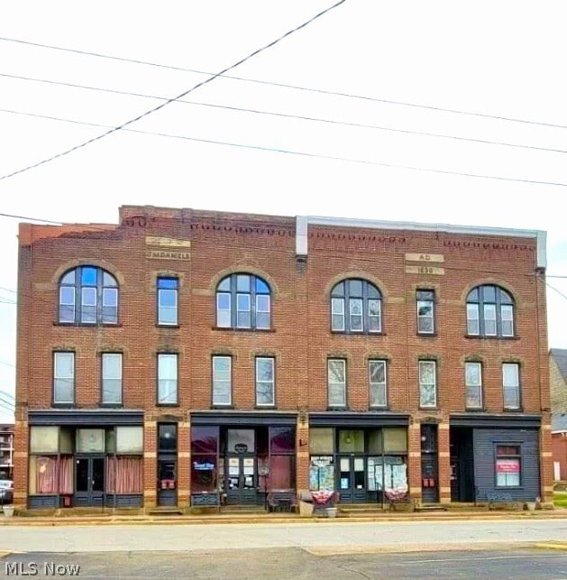 property at 212 Main St