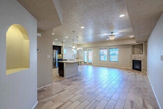 6443 Los Cantos Ave in Albuquerque, NM - Building Photo - Building Photo