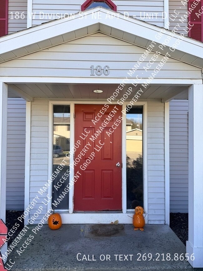 property at 186 W Division St NE