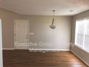 275 Oxmoor Dr in Elizabethtown, KY - Building Photo - Building Photo