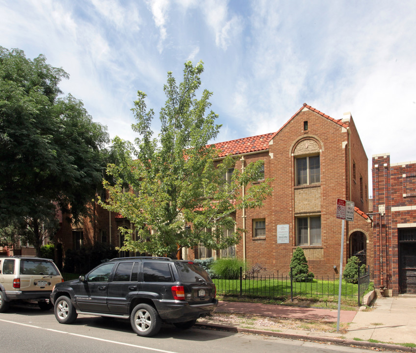 Gardenia Apartments in Denver, CO - Foto de edificio