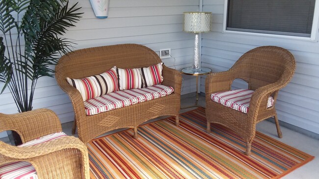 1645 Hickory Grove Ln in the Villages, FL - Building Photo - Building Photo