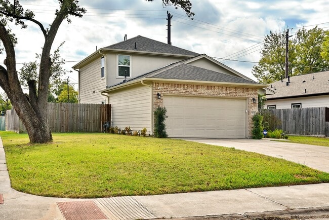 property at 5046 Van Fleet St