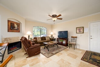 15095 N Thompson Peak Pkwy in Scottsdale, AZ - Building Photo - Building Photo