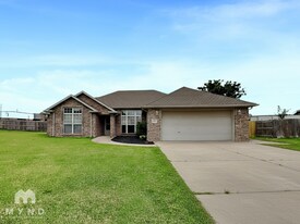 278 Pine Meadow Dr in Farmington, AR - Building Photo