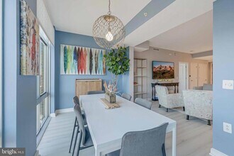 11990 Market St in Reston, VA - Building Photo - Building Photo