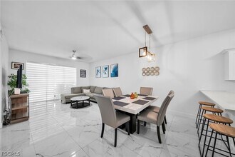 1024 Mainsail Dr in Naples, FL - Building Photo - Building Photo