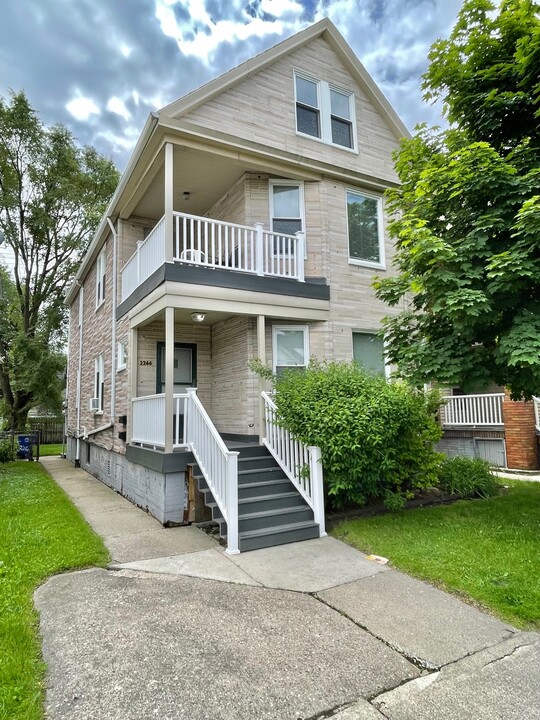 2266 Hewitt St in Hamtramck, MI - Building Photo