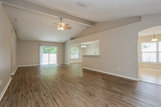 10946 Lauren Oak Ln S in Jacksonville, FL - Building Photo - Building Photo