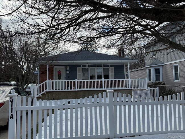 property at 511A 6th St