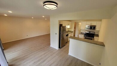 1186 Auburn Ln in Buffalo Grove, IL - Building Photo - Building Photo