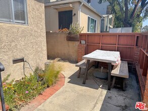 407 Venice Blvd. in Los Angeles, CA - Building Photo - Building Photo
