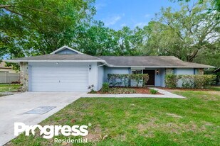 6914 Oldgate Cir in New Port Richey, FL - Building Photo