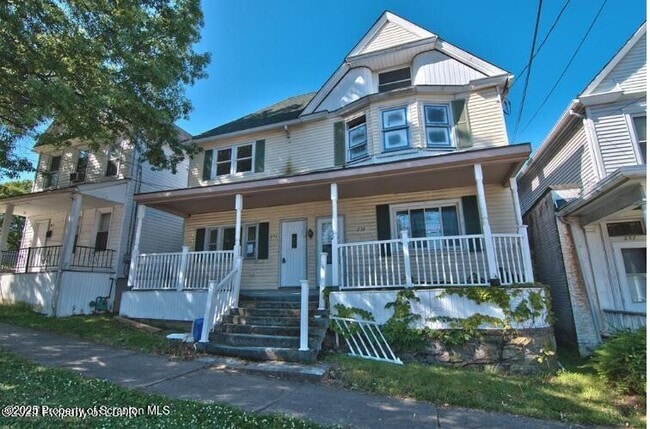 261 Dana St in Wilkes-Barre, PA - Building Photo - Building Photo