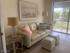 600 Diamond Cir in Naples, FL - Building Photo - Building Photo