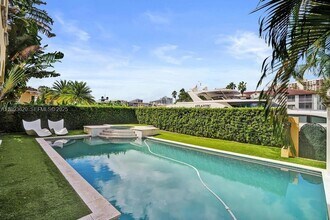 1516 Island Blvd in Aventura, FL - Building Photo - Building Photo