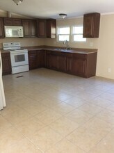 1894 Wild Cherry Dr in Tallahassee, FL - Building Photo - Building Photo