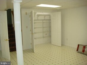 8669 Cooperhawk Ct in Columbia, MD - Building Photo - Building Photo