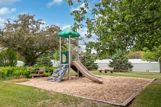 Heritage Arms in Midland, MI - Building Photo - Other