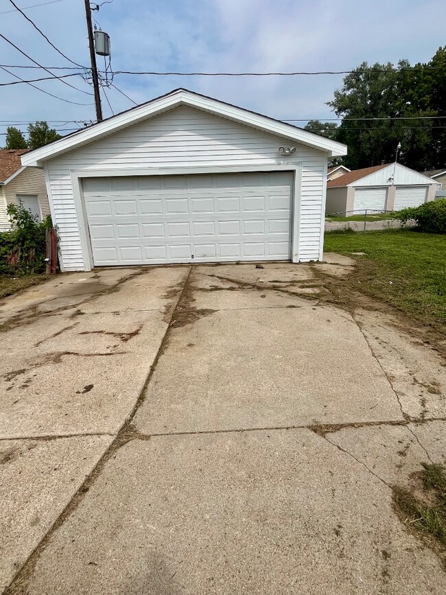 1714 3rd Ave in Council Bluffs, IA - Building Photo - Building Photo