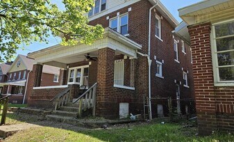 533 Fairwood Ave in Columbus, OH - Building Photo