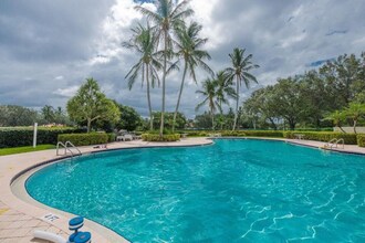 2205 Telogia Ct in West Palm Beach, FL - Building Photo - Building Photo