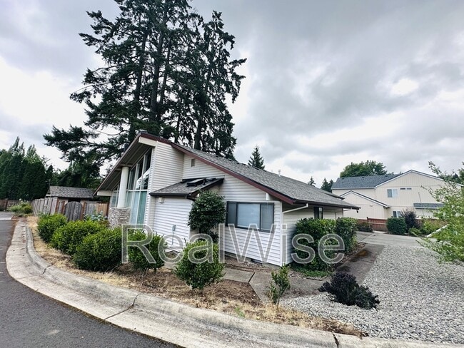 property at 7730 SW Eaker Pl
