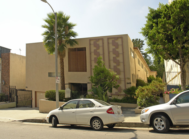 1829 N Fuller Ave in Los Angeles, CA - Building Photo - Building Photo