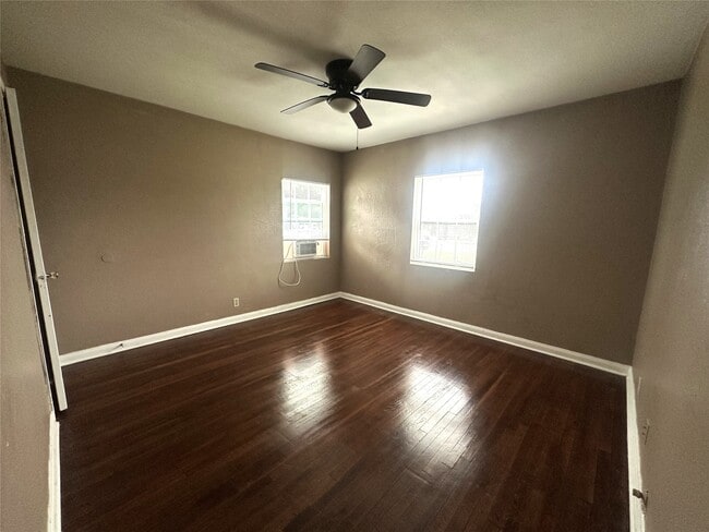 property at 11005 Muscatine St