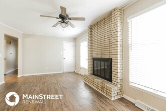 5820 NW Aspen Ln in Kansas City, MO - Building Photo - Building Photo