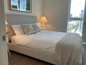 105 NE 22nd St, Unit A2 in Miami, FL - Building Photo - Building Photo