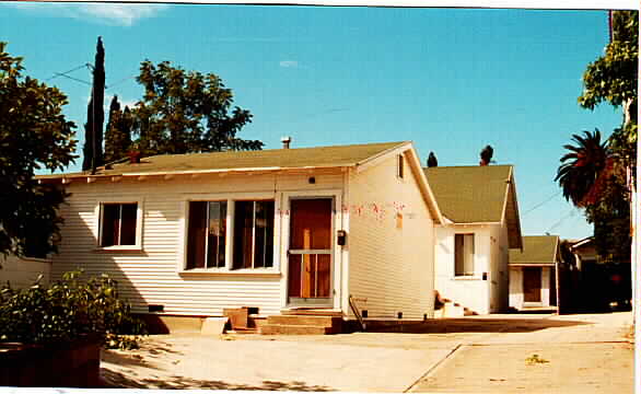 Duplex and Triplex Sold sepeartly in Los Angeles, CA - Foto de edificio