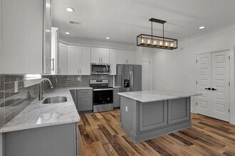 2374 Forrest Ave in Memphis, TN - Building Photo - Building Photo