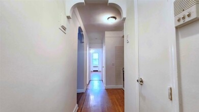 167-10 Crocheron Ave in Queens, NY - Building Photo - Building Photo
