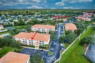 9025 Colby Dr in Ft. Myers, FL - Building Photo