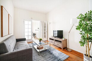 223 E 14th St in New York, NY - Building Photo