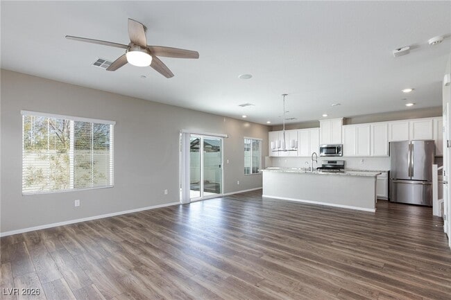 property at 544 Mossy Cup St