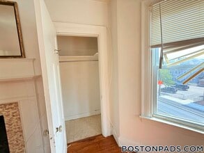 44 Central St in Somerville, MA - Building Photo - Building Photo