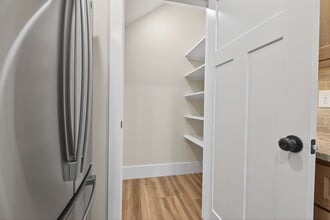 355 Beechwood Ln in Clinton, TN - Foto de edificio - Building Photo